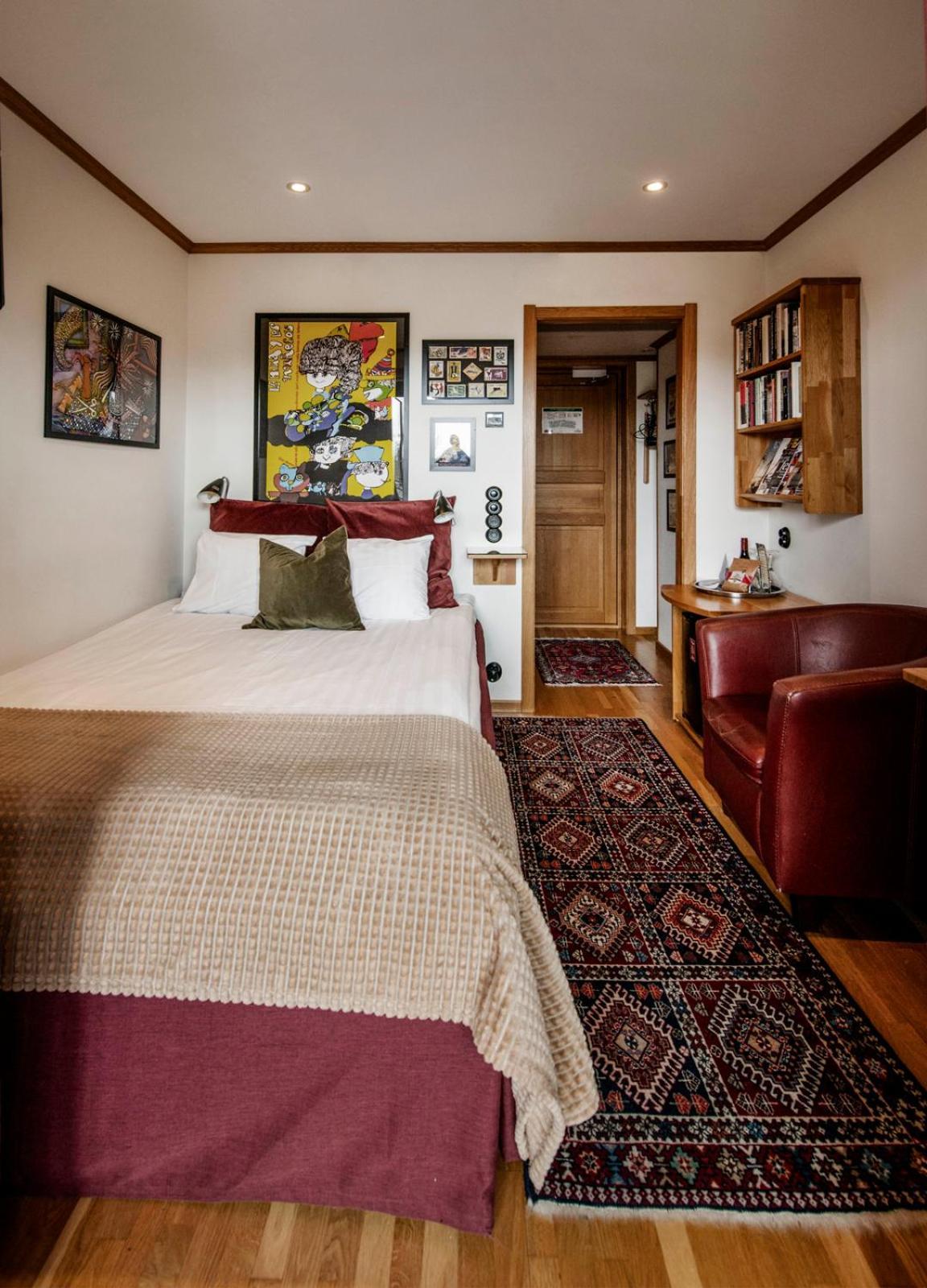 Hotell Havanna ヴァールベリ エクステリア 写真