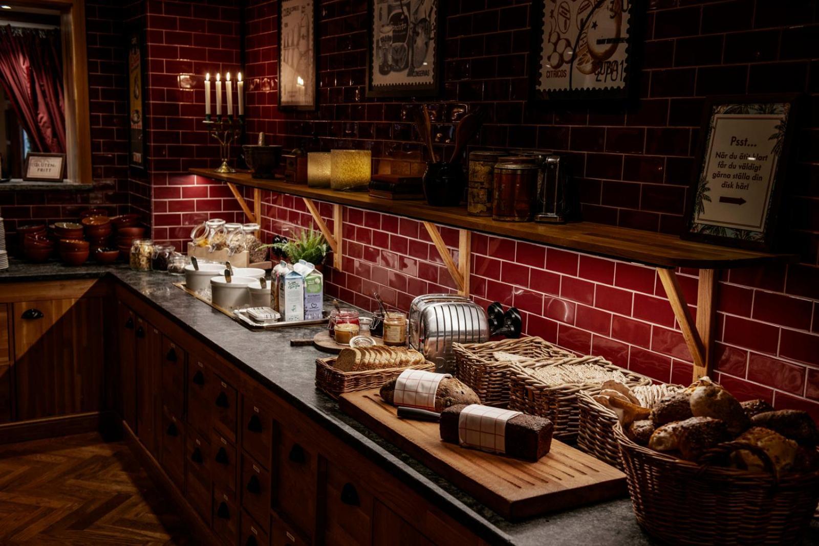 Hotell Havanna ヴァールベリ エクステリア 写真